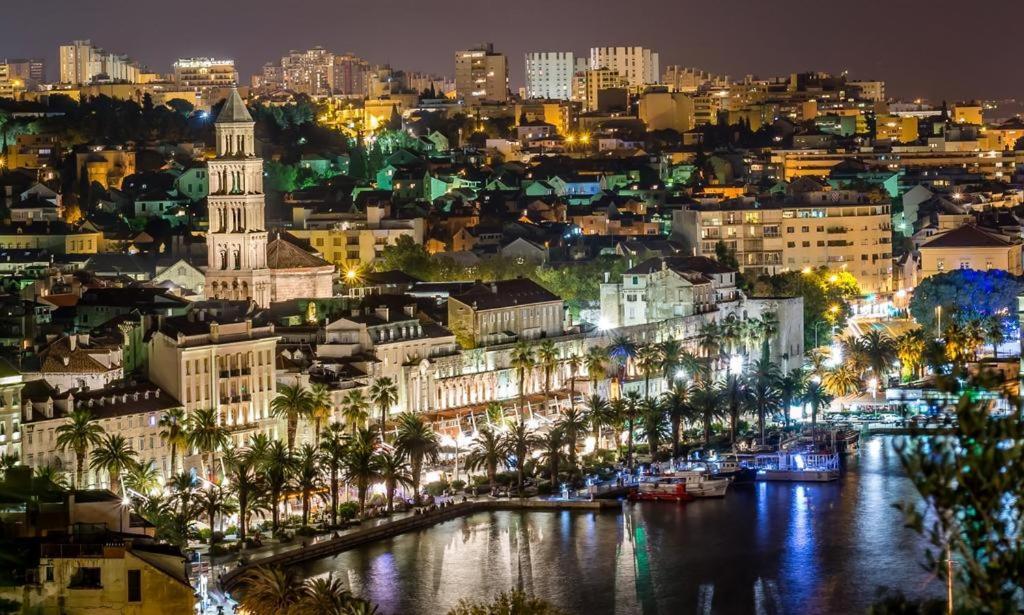 Luxury Apts Leone Split Centre Luaran gambar